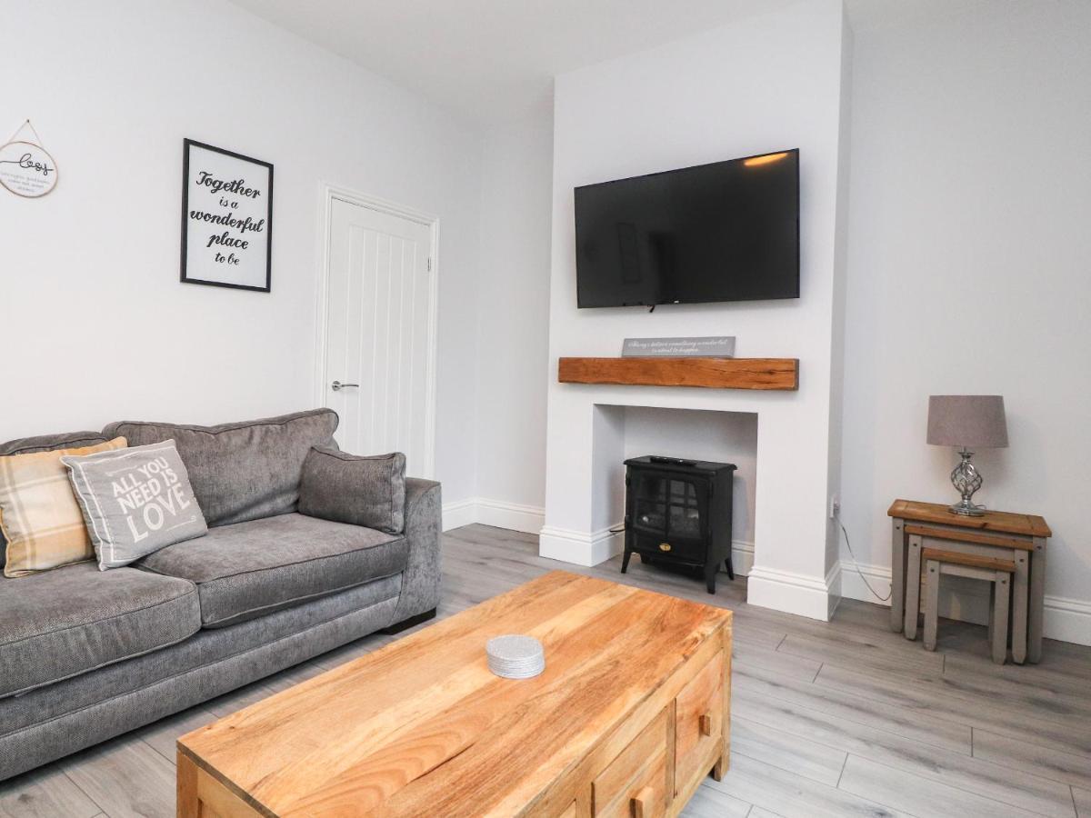 37 Nutter Road Villa Cleveleys Ngoại thất bức ảnh